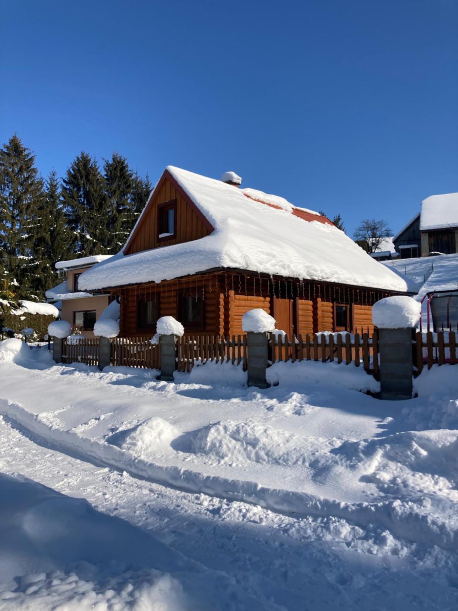 Drevenica Silvia Villa ลิฟตอฟสกีมิคูลาช ภายนอก รูปภาพ